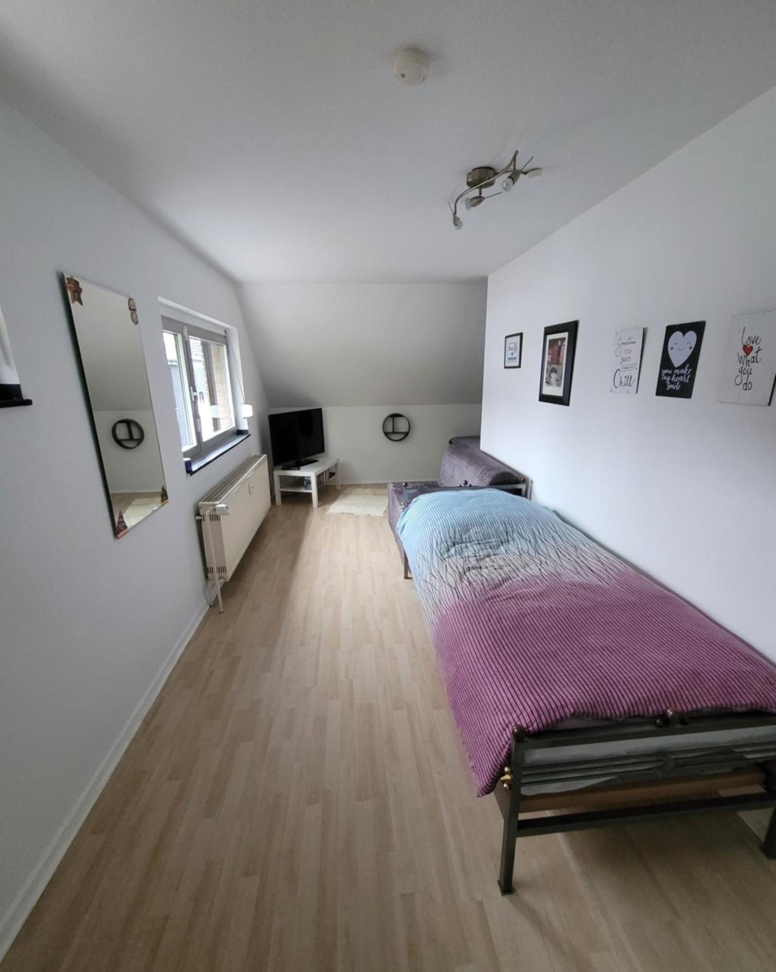 Messezimmer Am Thewissenweg Düsseldorf Rom bilde